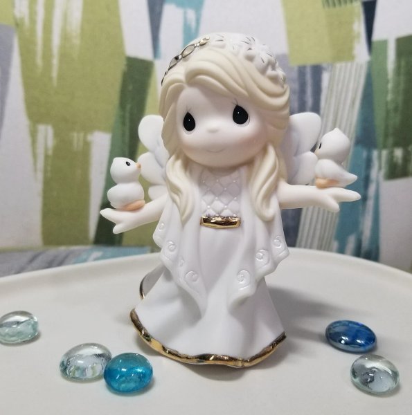 Precious Moments Collectibles : Precious Moments Perfect Catch