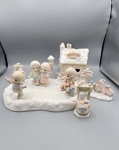 Precious Moments Sugar Town Skating Pond The Complete 7 Piece (Plus 5 Extras!)