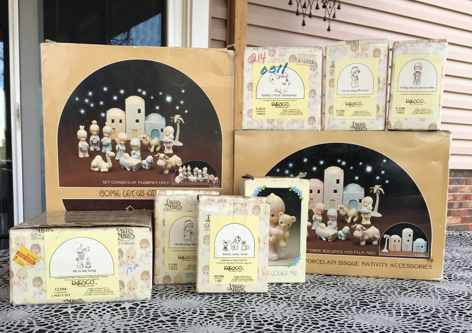 PRECIOUS MOMENTS NATIVITY COME LET US ADORE HIM E2395 BUILDINGS PALM TREE E2387