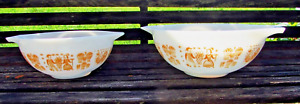 VINTAGE PYREX AMISH PUMPKIN BUTTERPRINT CINDERELLA MIXING BOWLS SET OF 2