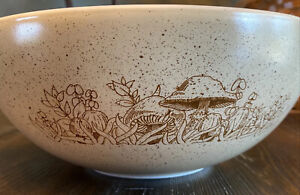 Set 4 Pyrex Mixing Bowls Forest Fancies Mushrooms 441 442 443 444 Vintage Tan