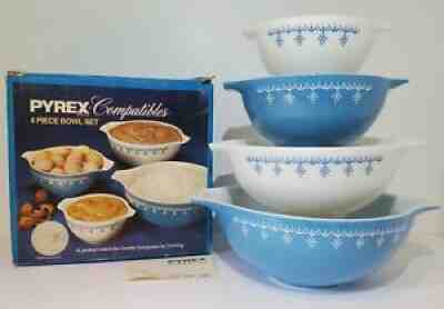 Pyrex Snowflake Blue Garland Cinderella Bowl Set * NEW IN BOX NIB * RARE MINT