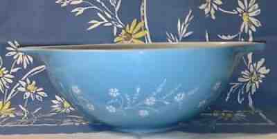 RARE Vintage Pyrex Blue Dianthus 444 Cinderella Bowl Test Pattern Extremely HTF