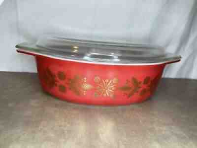 Vintage Pyrex Gold Poinsettia Red Oval Casserole Dish 045 2 buy 1/2 QT w/ Lid