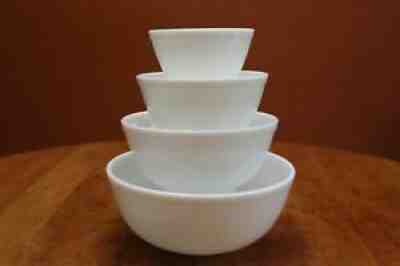 Vintage Pyrex 400 Series True Opal White Mixing Nesting Bowls UNMARKED 1954
