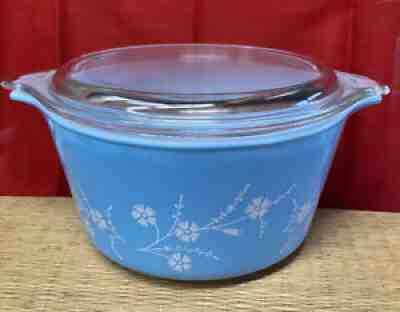 Pyrex Blue Dianthus Casserole #473 RARE