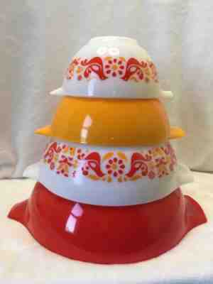 Vintage PYREX Friendship Set of 4 Cinderella Mix Bowls  441 442 443 444