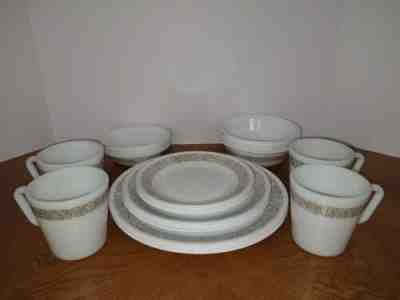 Vintage 24 Pc Corelle Pyrex Woodland Dinnerware Set plate bowl mug Service for 4