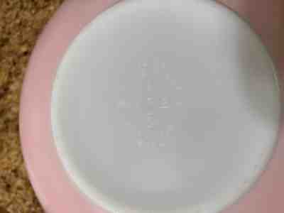 Extremely rare vintage Pink Duchess Pyrex bowl. "The holy grail" of Pyrex bowls