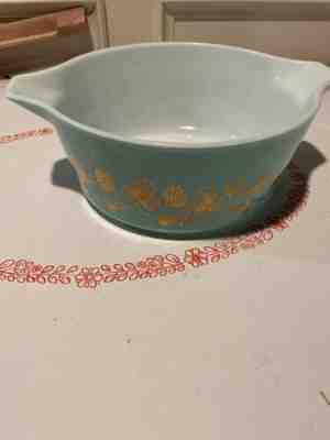 Vintage Pyrex 2 1/2 qt Casserole Dish Turquoise White 475-B