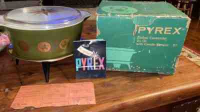 Vintage PYREX ZODIAC CASSEROLE with Candle Warmer in BOX 2.5 Quart 1961