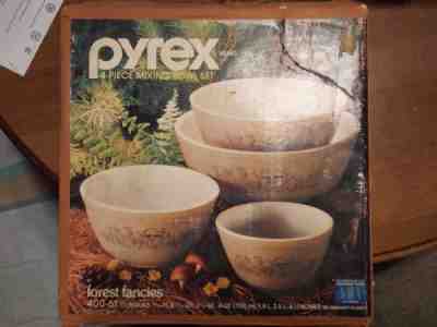 Vintage PYREX Forest Fancies Mushroom Nesting Mixing Bowls 4 pc set New Open Box
