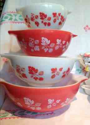PYREX Rare Red Coral Nesting Gooseberry Cinderella Mixing Bowl Complete Set x4ð???