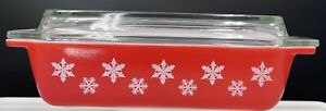 Vintage JAJ Pyrex Coral Red Snowflake Deep Oblong Space Saver Casserole W/Lid