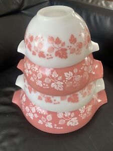 Set of PYREX Cinderella Mixing Bowls ~ PINK GOOSEBERRY ~ 441 442 443 444 ~