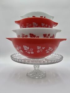 Vintage Pyrex JAJ Coral/Red Gooseberry Set Of 4 HTF In This Condition.