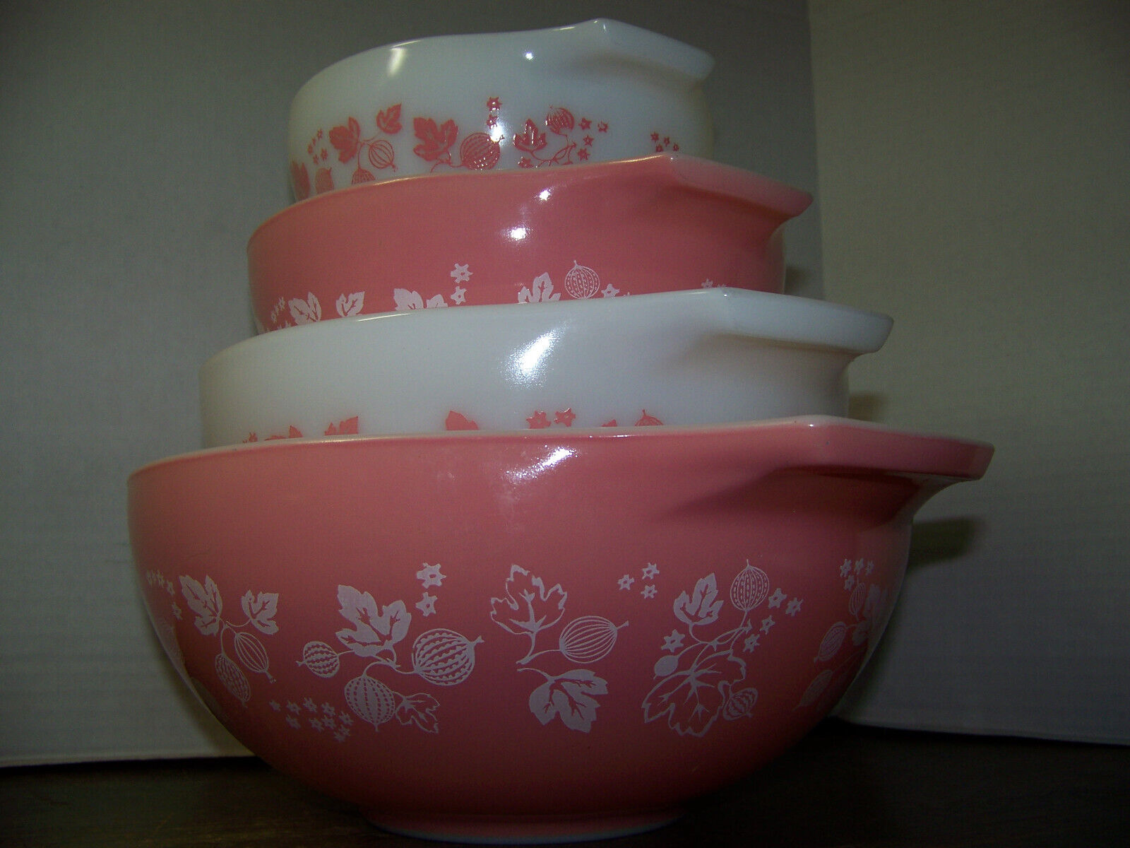 Set of 4 Pyrex Gooseberry Pink Cinderella Mixing Bowls 441 - 444 Clean Gems!