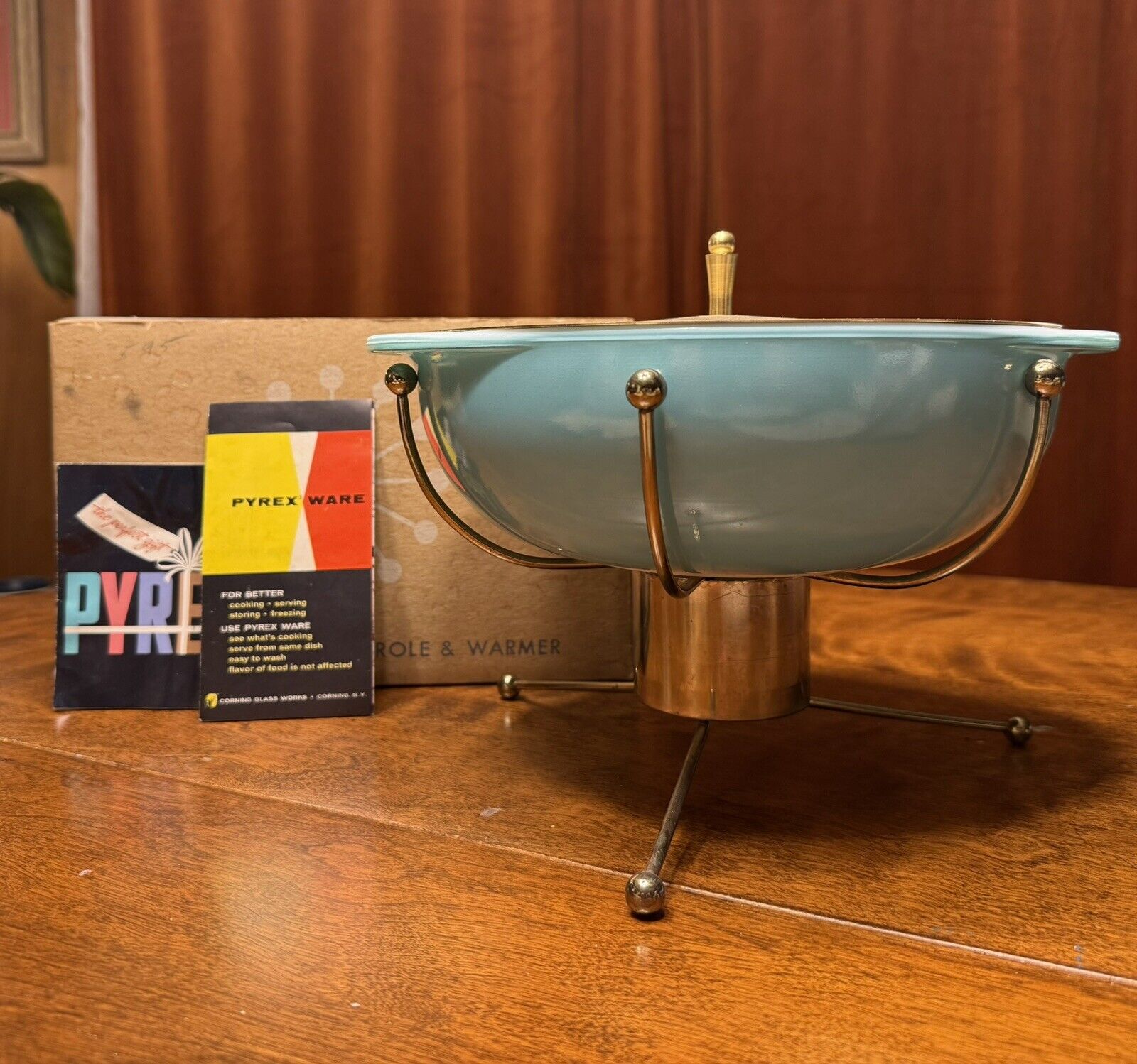 PYREX 1956 Vintage Atomic Sputnik UFO 2Qt Casserole Warmer w/ Box