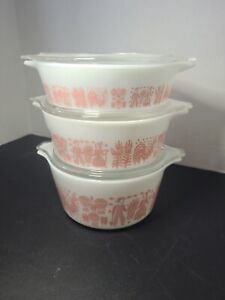 PYREX Set of Three Pink Butterprint Casserole Dishes W/ Lids
