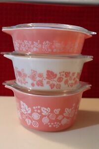 Pyrex Gooseberry Serving Bowl Set with Lids