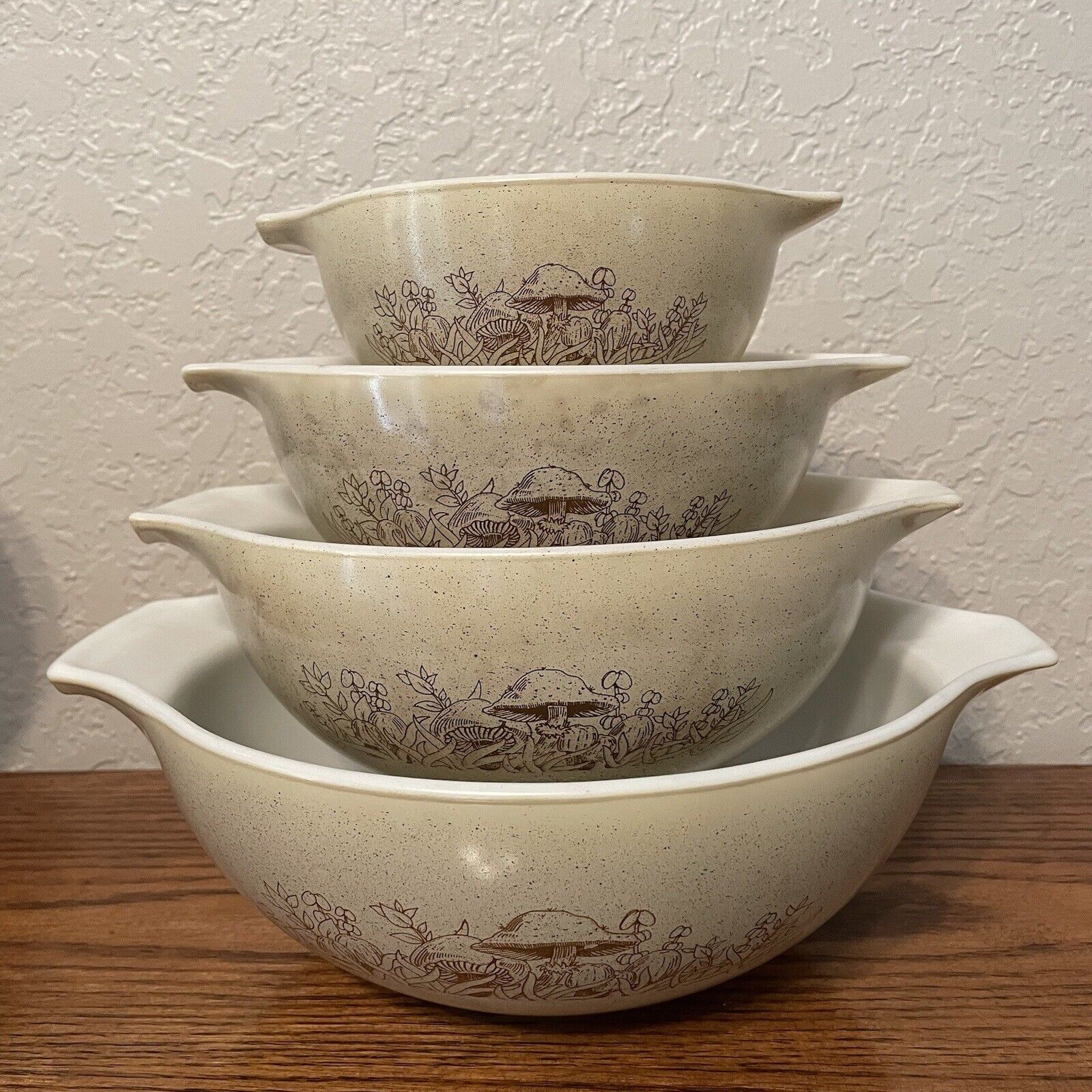 PYREX Forest Fancies Mushrooms • Cinderella Nesting Mixing Bowls 1980's Vtg
