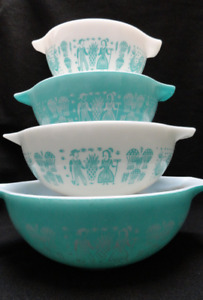 Set of 4 Vintage PYREX Amish Butterprint Cinderella Nesting Mixing Bowls USA