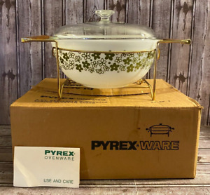 Pyrex #404 Very Rare Spring Blossom Green Casserole 4 QT Dish W/ Mounter & Lid