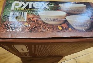 NEW Sealed Vintage Pyrex Forest Fancies Mushroom Nesting Mixing Bowls Set 300-61