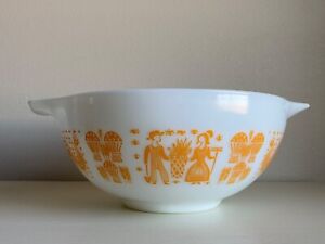 Vintage Rare HTF Pyrex Orange Butterprint Amish Cinderella Bowl 443 2 1/2 Quart