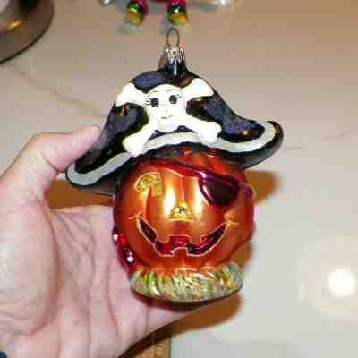 Christopher newest Radko halloween Brooch