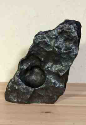 GIBEON METEORITE - 10,6 kg / 23.36 lb - Rare IRON METEORITE with COA