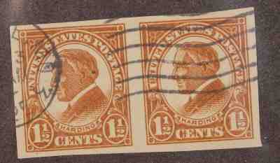 Scott 575 - 1.5 Cents Harding - Used - Imperf Pair - SCV - $3.75