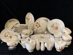 60 pc RED WING "RANDOM HARVEST" Pattern China - FUTURA SHAPE, 1955