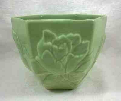 Vintage Red Wing Pottery Green Magnolia Pattern Planter # 1322