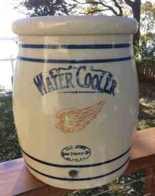Red Wing Union Stoneware 4 Gallon Hand Turned Water Cooler