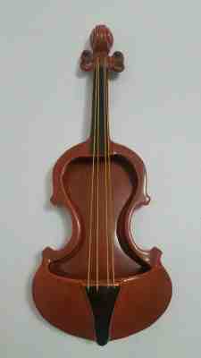 Vtg Red Wing Pottery hanging violin vase/ planter USA 908