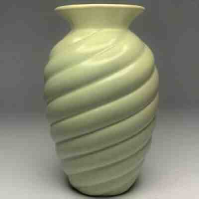Vintage 1940s Red Wing Pottery 952 Light Yellow Green Matte Beehive Swirl Vase