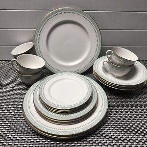 値下げ　ロイヤルドルトン　バークシャー　セット Royal Doulton Collectibles : Royal Doulton Berkshire Value Guide