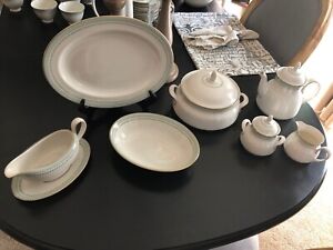 Royal Doulton Collectibles : Royal Doulton Berkshire Value Guide