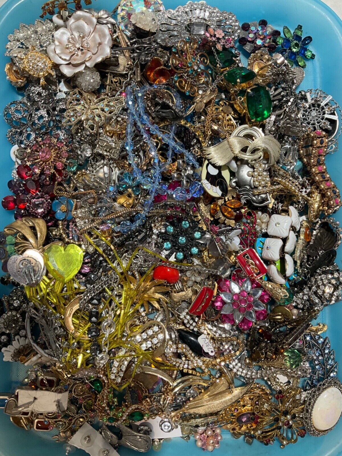 HUGE!! Costume Jewelry rhinestone lot 950 pieces, Carnegie, Coro, Kramer, more!