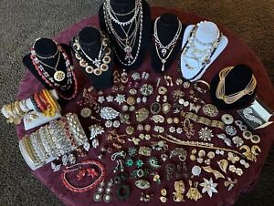 Vintage costume jewelry Lot Juliana Weiss Coro Haskell Trifari Ciner 165 PCs