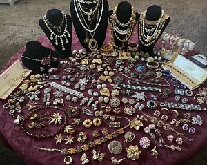 Vintage costume jewelry Lot Juliana Weiss Coro Haskell Trifari Ciner 185 PCs