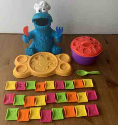 Play Doh SESAME STREET Cookie Monster's Lunch 26 Letters, ABC, Alphabet, Playdoh