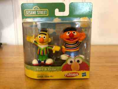 Sesame Street Bert & Ernie figures 3" Hasbro Playskool  MOC 2011
