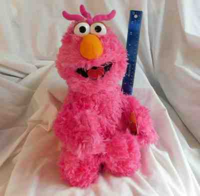 17" T New Furry Pink Telly Monster Plush Sesame Street Place 2018 NWT Huggable q