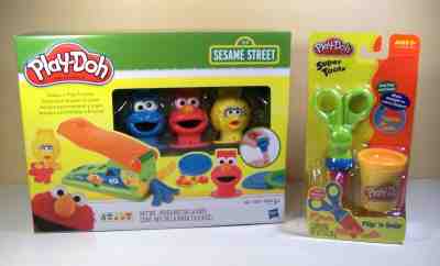 Play-Doh Sesame Street Shape 'n Play Friends Elmo Cookie Monster Big Bird + Tool