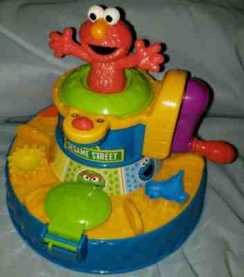 RARE Sesame Street Elmo color mixer playdoh Play Doh Play TALKS EXCELLENT