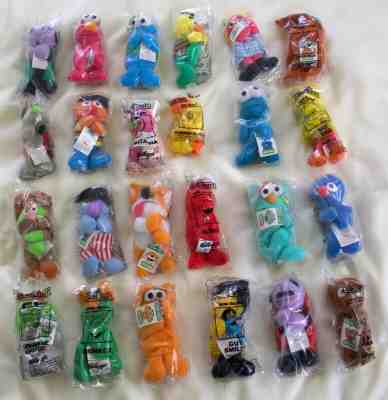 SESAME STREET mini beans COMPLETE SET of 24 Kelloggs beanies SEALED 1999 vintage