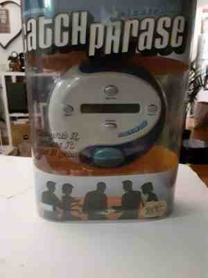 VINTAGE 2004 CATCH PHRASE ELECTRONIC HAND HELD GUESSING TRIVIA GAME NEW SEALED