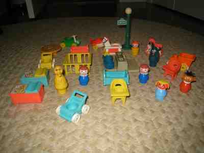 VINTAGE SESAME STREET TOY LOT - F-P LITTLE PEOPLE TOYS